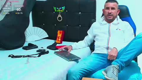 Yeol online show from 11/03/25, 06:31