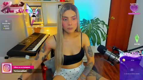 yeriawaddell  online show from 12/28/24, 01:29