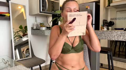 Zlata online show from 01/09/25, 08:44