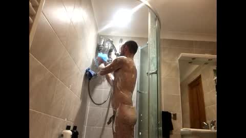 Snapshot of yesbarbs chatting on 11/16/25, 05:18 yesbarbs online show from 11/16/25, 05:18