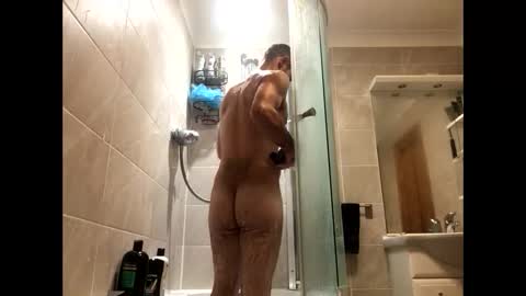 Snapshot of yesbarbs chatting on 11/17/25, 04:13 yesbarbs online show from 11/17/25, 04:13