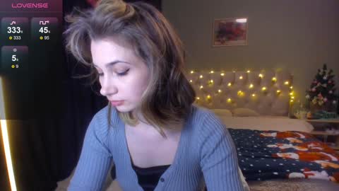 Sofie online show from 12/21/24, 01:32