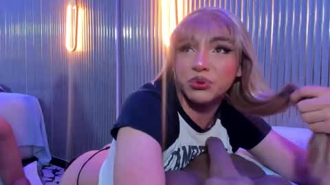 sofia online show from 01/13/26, 10:04