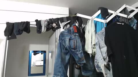 yessica and andres online show from 10/26/25, 08:48