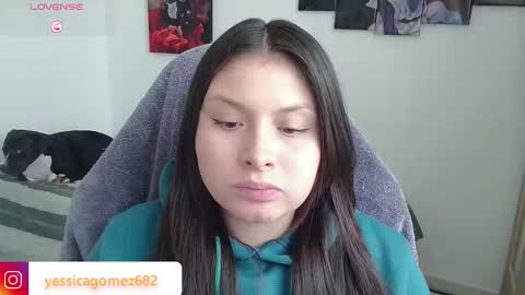 yessica_gomez01 online show from 02/19/26, 06:48