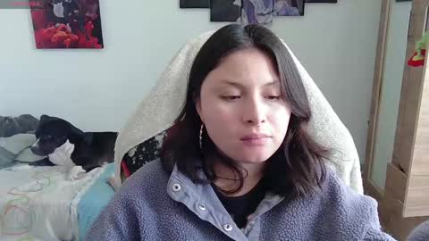 yessica_gomez01 online show from 05/25/26, 08:26
