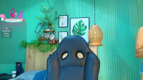 yessika_parker online show from 12/20/25, 05:09