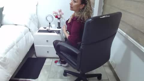 jessy online show from 02/14/25, 01:23