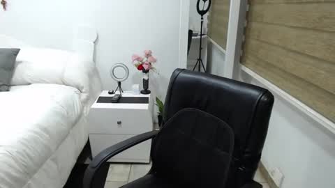 jessy online show from 02/20/25, 02:51