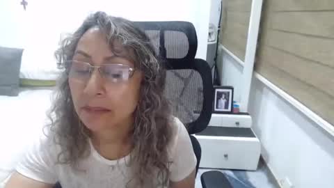 jessy online show from 03/15/26, 01:44