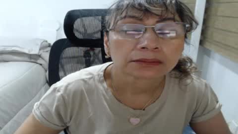 Snapshot of yessilatin chatting on 07/02/26, 12:54 jessy online show from 07/02/26, 12:54