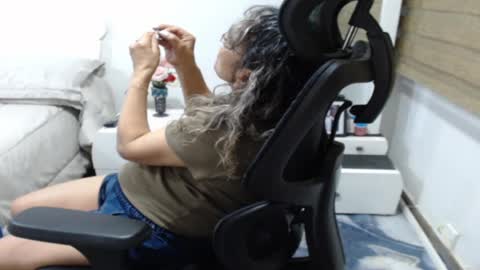 Snapshot of yessilatin chatting on 07/08/26, 11:31 jessy online show from 07/08/26, 11:31