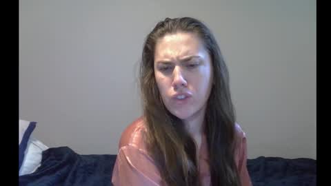 Snapshot of yesyoucanjustdoit chatting on 10/09/25, 10:57 Kira online show from 10/09/25, 10:57