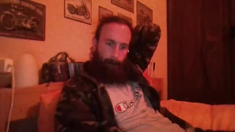 yeti_92 online show from 01/28/25, 05:35