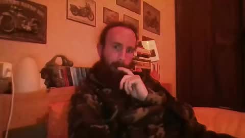 yeti_92 online show from 02/06/25, 06:56