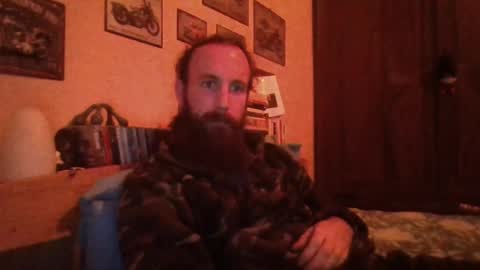 yeti_92 online show from 02/11/25, 05:50