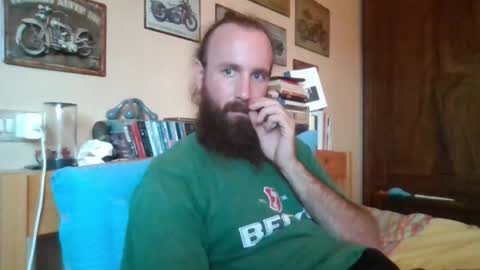 yeti_92 online show from 09/16/25, 04:41