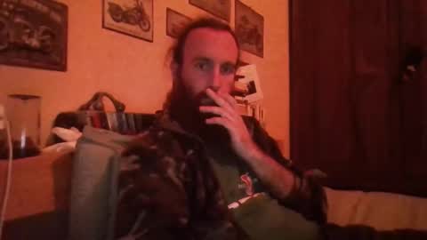 yeti_92 online show from 11/18/25, 05:39