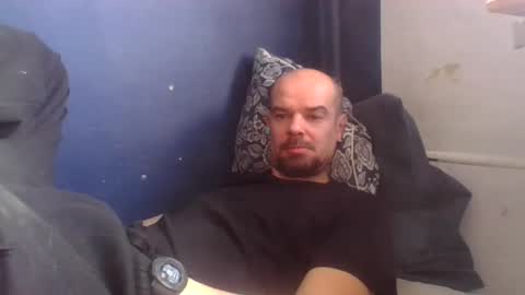 yewloo online show from 02/16/25, 09:59