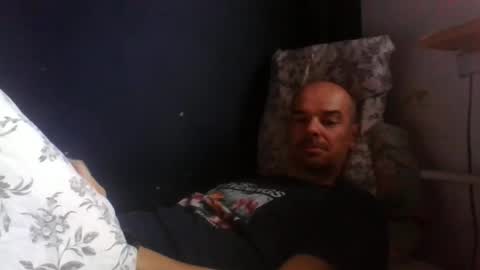 Snapshot of yewloo chatting on 10/12/25, 06:12 yewloo online show from 10/12/25, 06:12