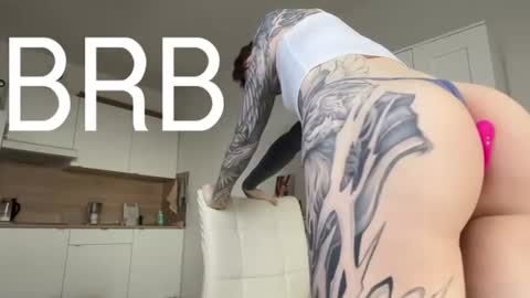yexes online show from 07/07/26, 06:47