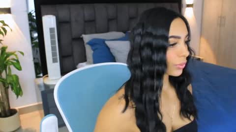 Yika Alves online show from 07/18/26, 10:13