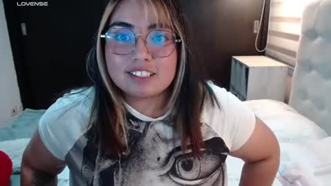hii i am yini online show from 07/07/26, 06:47