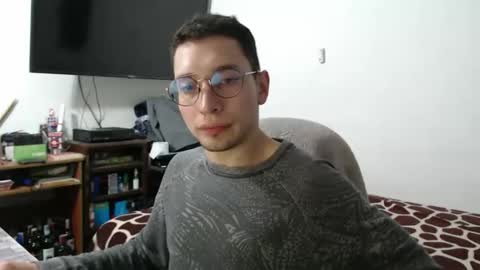 yinmao08 online show from 02/18/26, 01:23