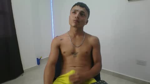 yissus_20 online show from 04/15/26, 07:58