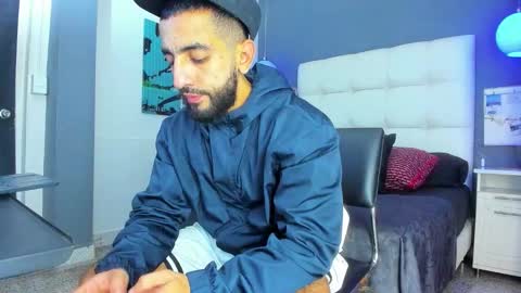 Yiyo online show from 11/27/25, 04:58