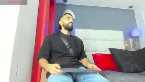 Yiyo online show from 02/09/26, 03:10