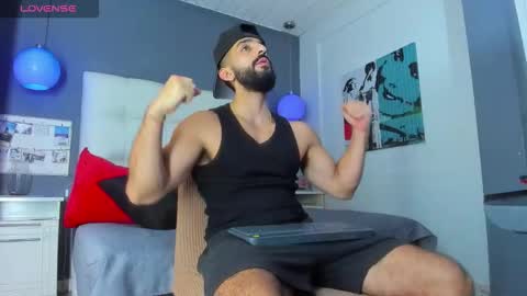 Yiyo online show from 02/14/26, 05:04