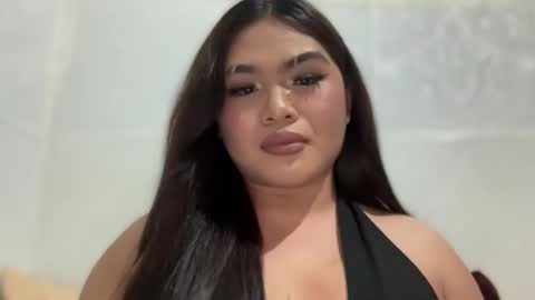 Snapshot of yllanahard chatting on 12/30/24, 06:27 yllana love online show from 12/30/24, 06:27