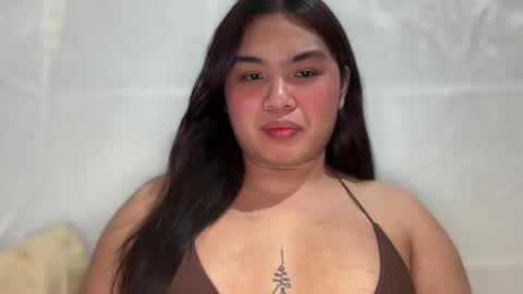 Snapshot of yllanahard chatting on 01/03/25, 08:01 yllana love online show from 01/03/25, 08:01