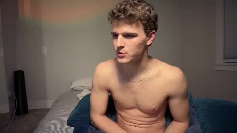 yngdesire1 online show from 01/07/26, 12:07