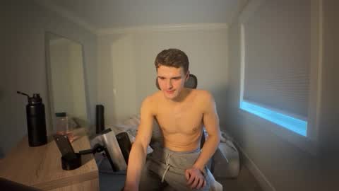 yngdesire1 online show from 02/10/26, 12:04