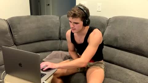 yngdesire1 online show from 08/02/26, 04:00