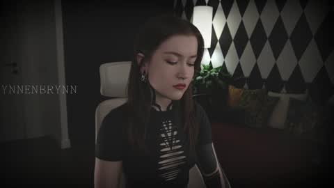 ynnenbrynn online show from 01/15/25, 07:05