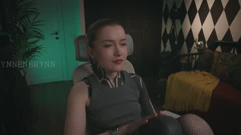 ynnenbrynn online show from 01/26/25, 12:01