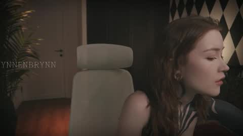 ynnenbrynn online show from 02/14/25, 04:47