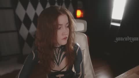 ynnenbrynn online show from 09/10/25, 07:52