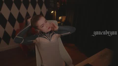 ynnenbrynn online show from 12/04/25, 04:22