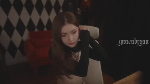 ynnenbrynn online show from 12/05/25, 06:33