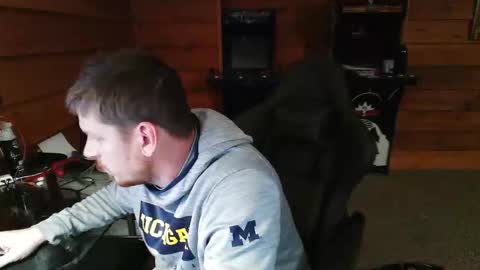 yobenko online show from 12/18/25, 08:31