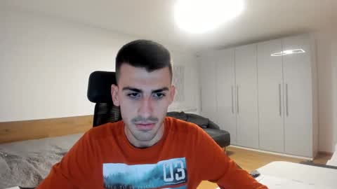 Snapshot of yoda130305 chatting on 10/27/25, 08:24 yoda130305 online show from 10/27/25, 08:24