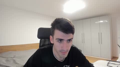 Snapshot of yoda130305 chatting on 03/02/26, 06:26 yoda130305 online show from 03/02/26, 06:26