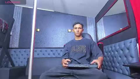 Snapshot of yoel_blessed chatting on 07/08/26, 11:48 Yoel online show from 07/08/26, 11:48
