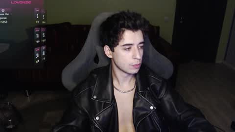 Snapshot of yofukashi chatting on 09/09/25, 02:11 yofukashi online show from 09/09/25, 02:11