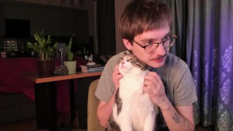 Max online show from 04/07/26, 09:26