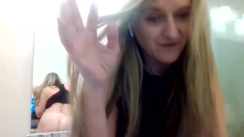 yogabuttttttt online show from 03/28/26, 05:29